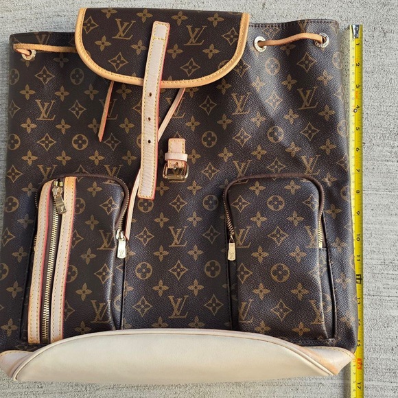 Authentic Louis Vuitton Monogram Bosphore Backpack – Made in France (2009) - Picture 15 of 15